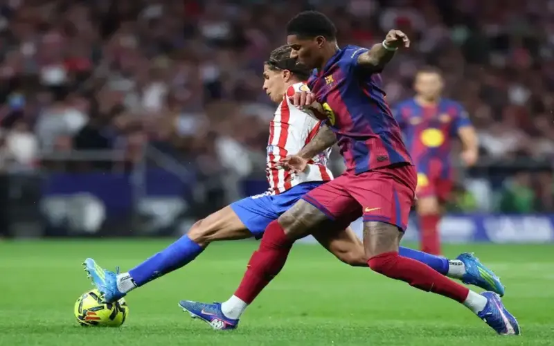 أهداف ونتيجة لقاء برشلونة وأتلتيكو مدريد في الدوري الإسباني